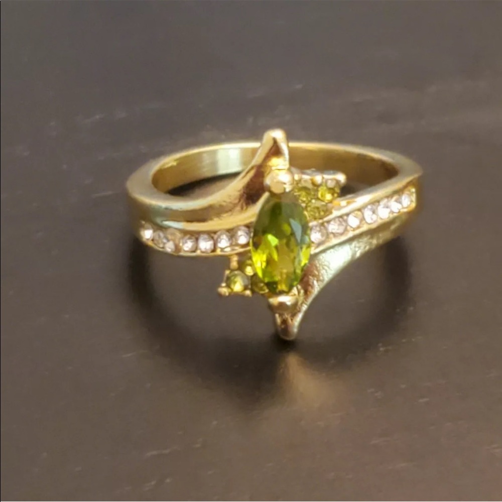 Yellow Gold Filled Peridot Ring with Topaz Accents Size 8.5